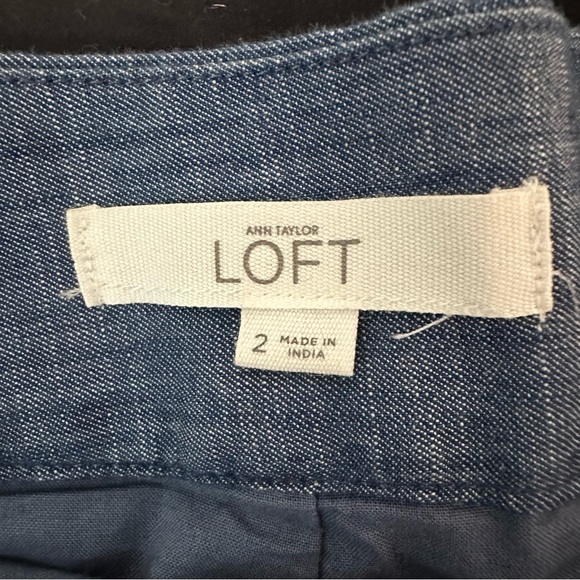 Loft The Riviera Denim Blue Eyelet Embroidered Women’s Shorts Size 2 - Picture 6 of 7